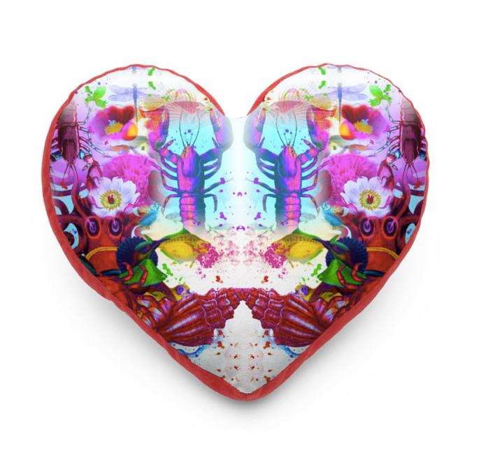 SEA LIFE HEART CUSHION