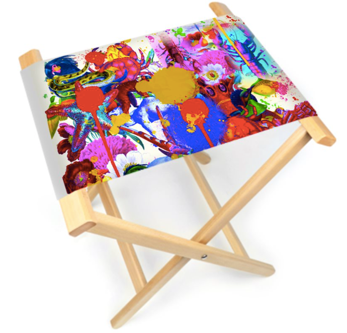 PAINTED FOLDING CHAIR