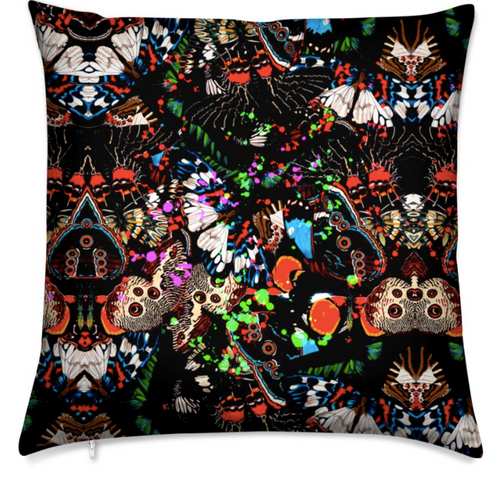 WILD BUTTERFLIES MEDUIM CUSHION - NOIR