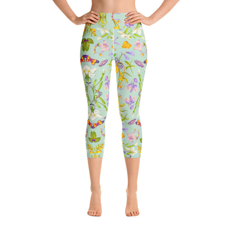 Flamingo stripes Women’s Capri Leggings